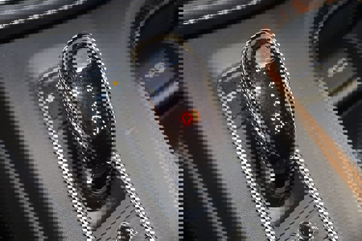 Used 2022 Cadillac Escalade ESV Premium Luxury image 7