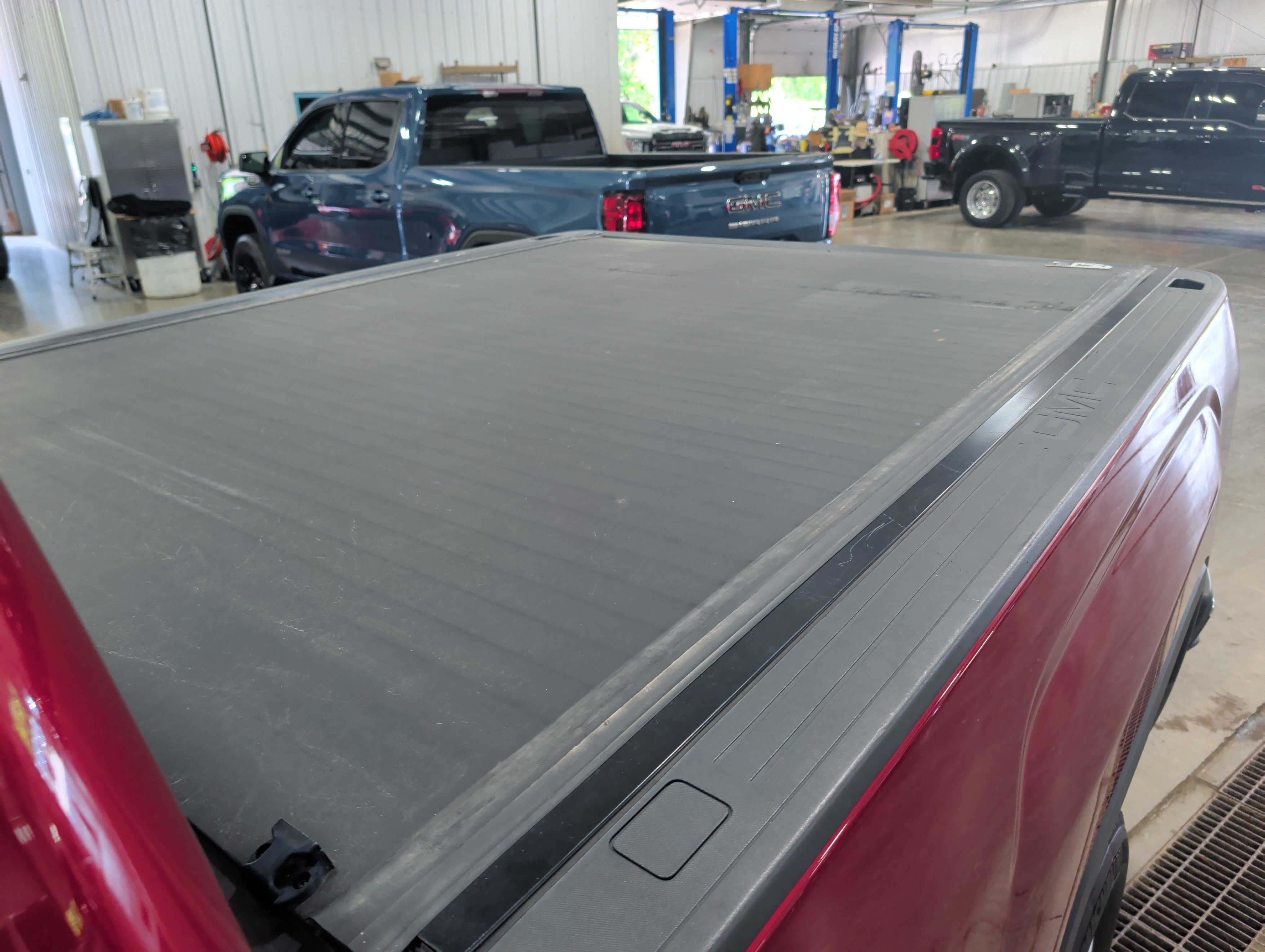 Used 2019 GMC Sierra 2500 SLE w/ SLE Preferred Package AWD/4WD image 7