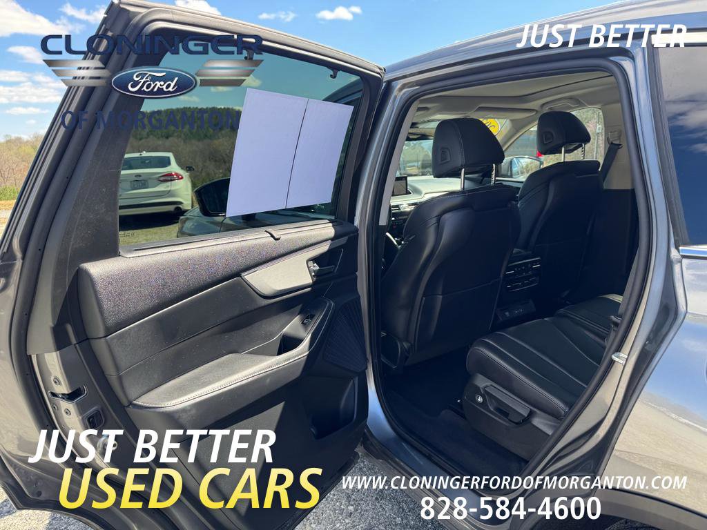 Used 2023 Acura MDX SH-AWD w/ Technology Package image 13