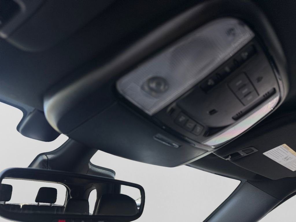 Used 2023 Dodge Durango R/T AWD/4WD image 27