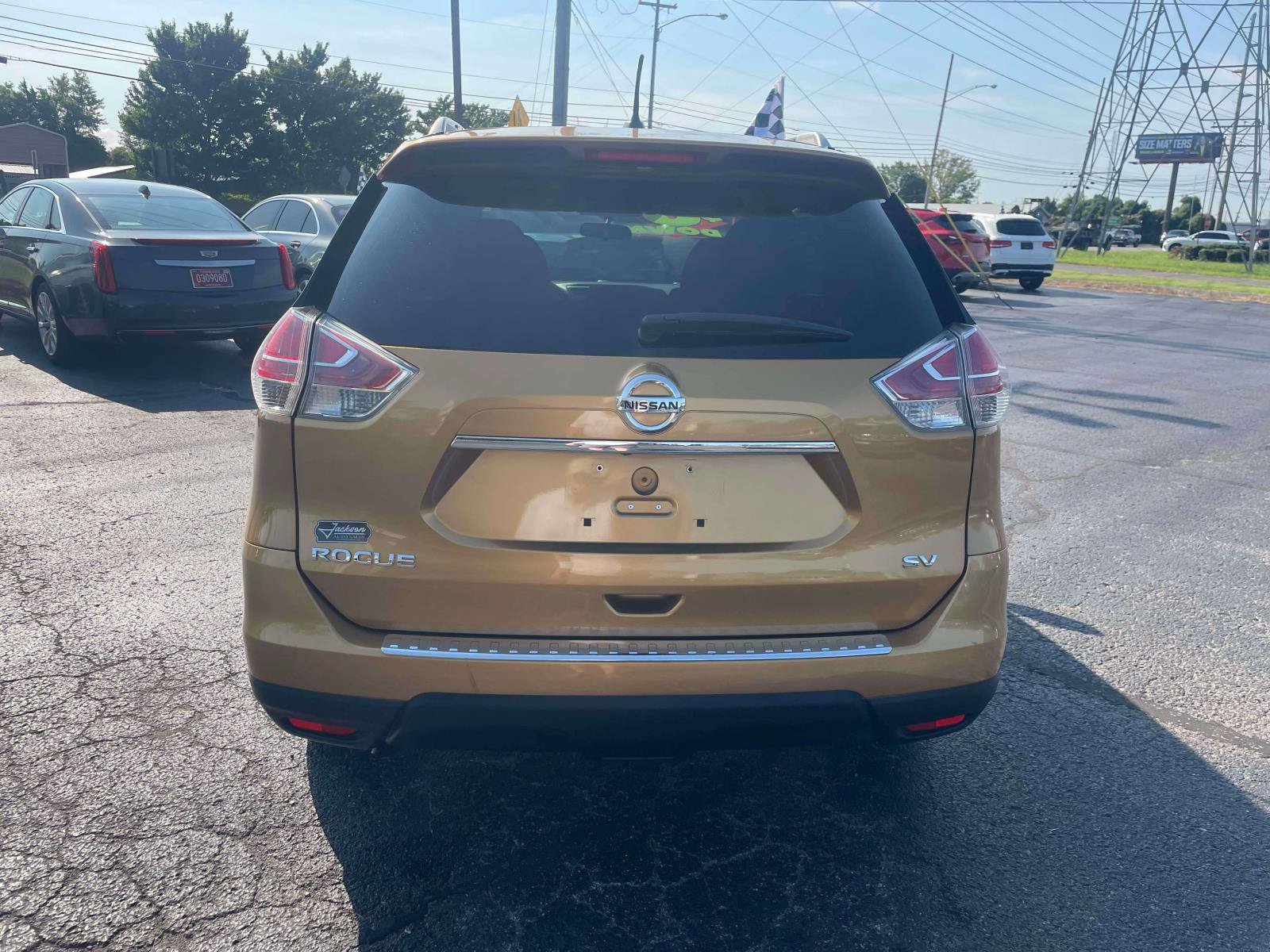 Used 2015 Nissan Rogue SV FWD image 6