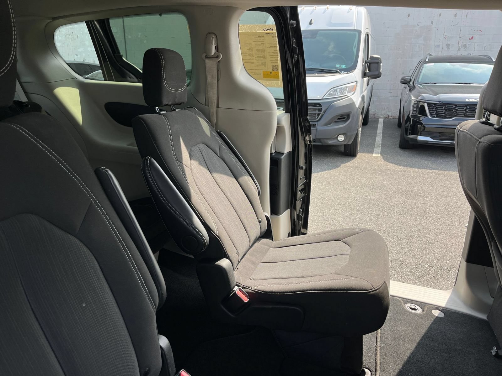Used 2024 Chrysler Voyager LX FWD image 39