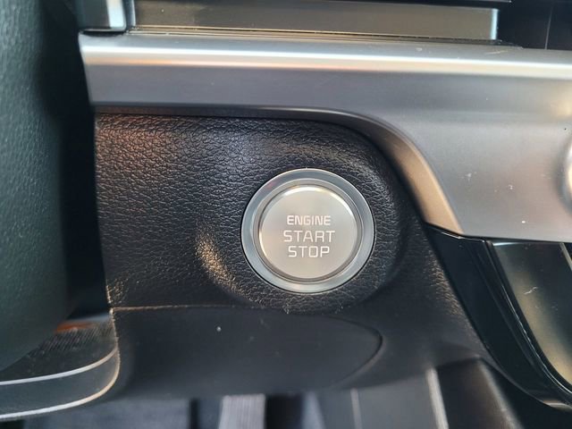 Used 2024 Kia Telluride LX image 17