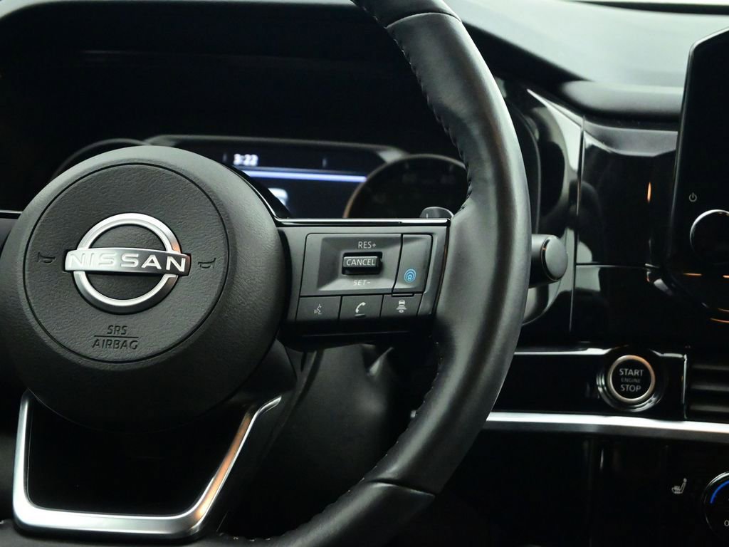 Used 2024 Nissan Pathfinder SL image 43