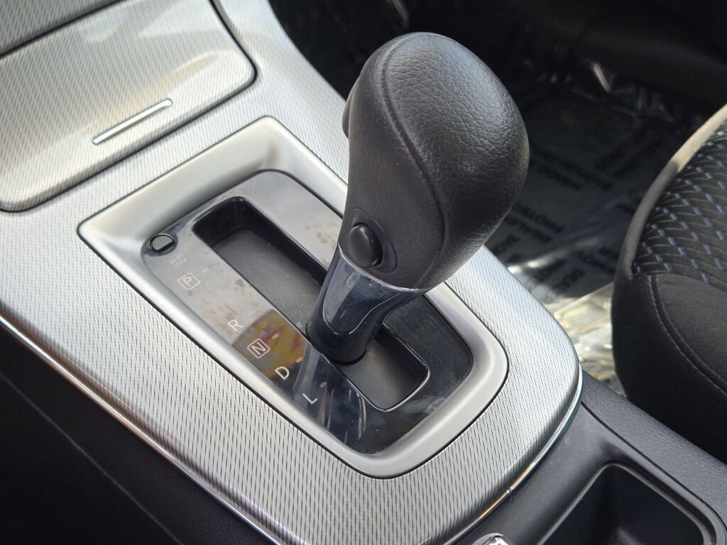 Used 2014 Nissan Sentra SR FWD image 21
