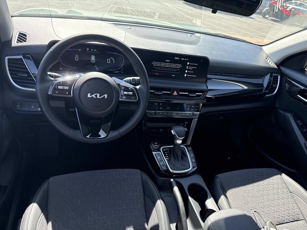 New 2026 Kia Seltos S AWD/4WD image 6