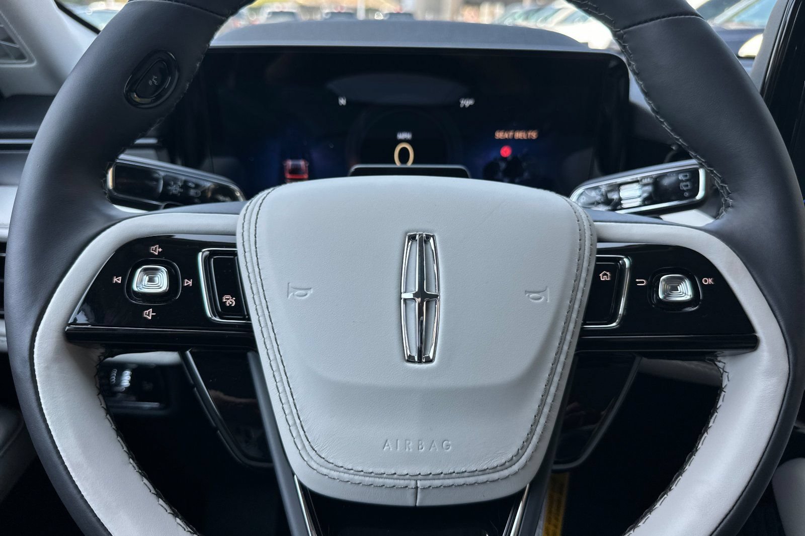 New 2026 Lincoln Aviator 2WD image 24