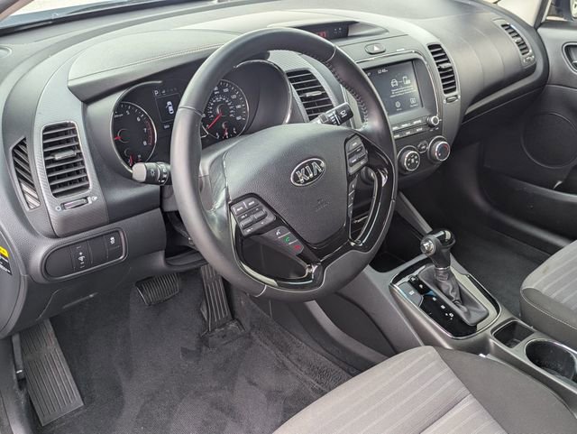 Used 2017 Kia Forte S FWD image 30