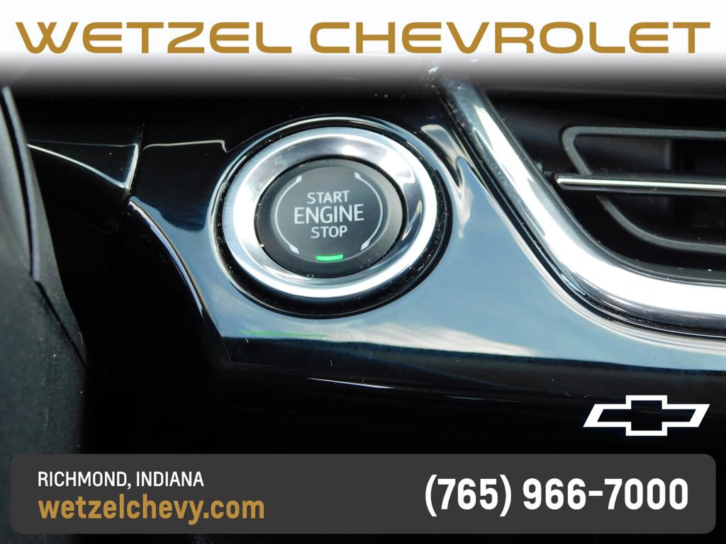 Used 2025 Chevrolet Trax ACTIV w/ Driver Confidence Package FWD image 32