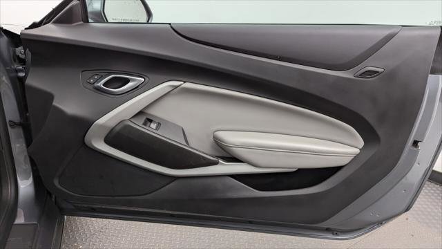 Used 2022 Chevrolet Camaro LT image 17