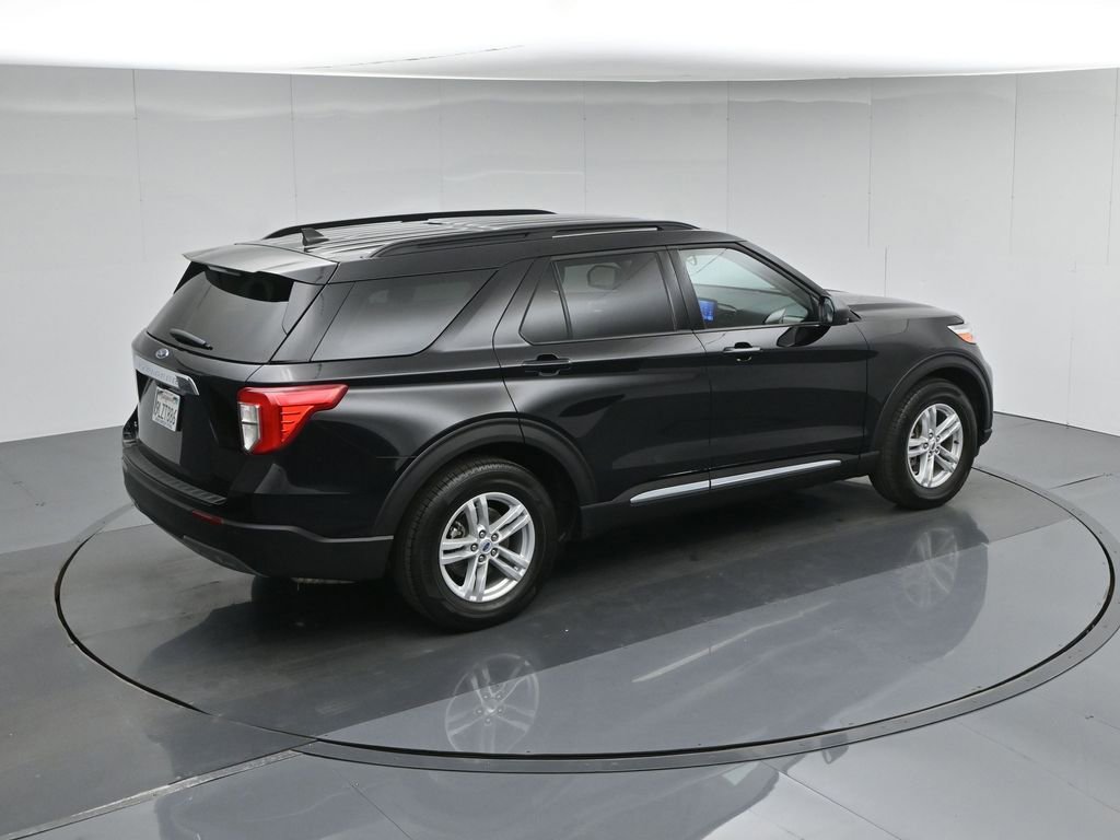 Used 2024 Ford Explorer XLT w/ Equipment Group 202A RWD image 45