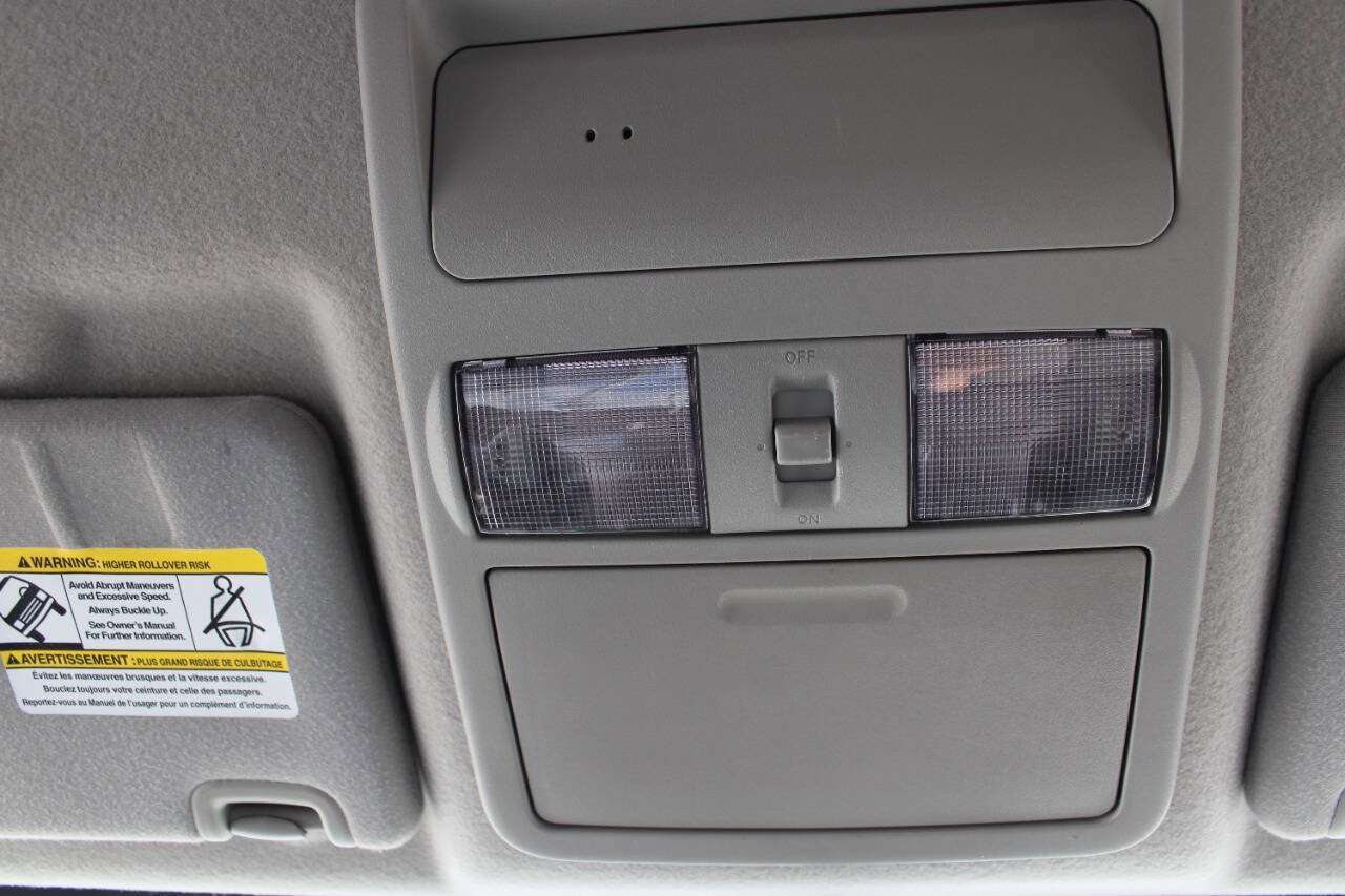 Used 2016 Nissan Frontier SV w/ SV Value Truck Package image 30