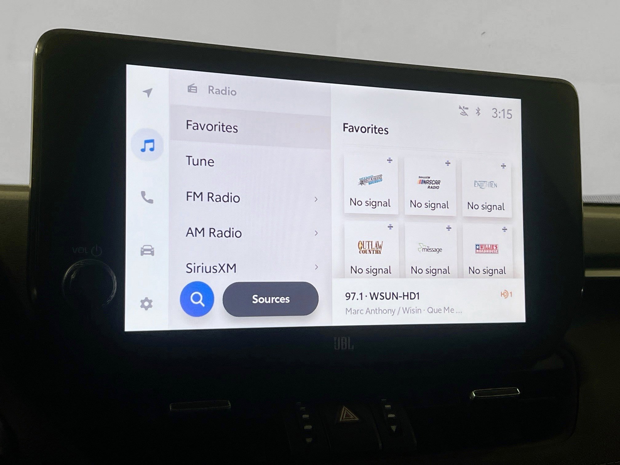 Used 2023 Toyota RAV4 XLE Premium AWD/4WD image 27