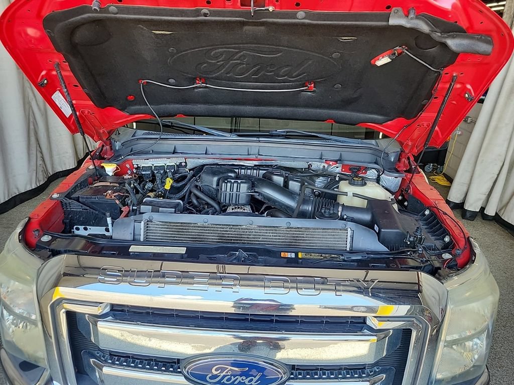 Used 2015 Ford F250 XLT w/ XLT Value Package AWD/4WD image 8