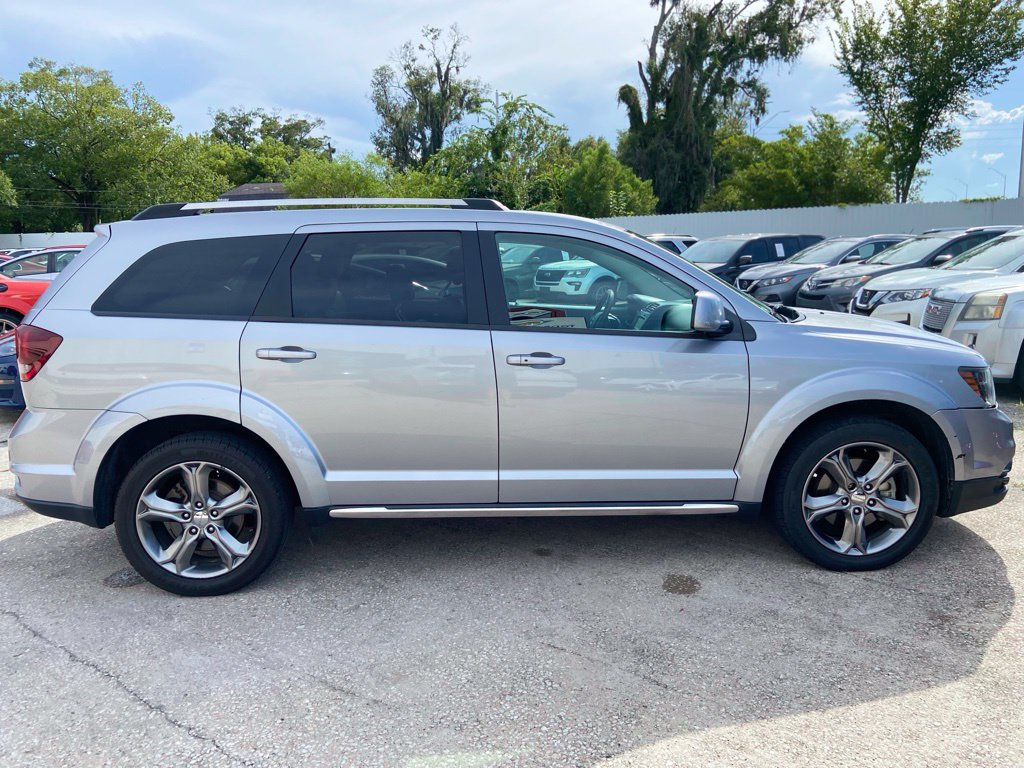 Used 2017 Dodge Journey Crossroad FWD image 7