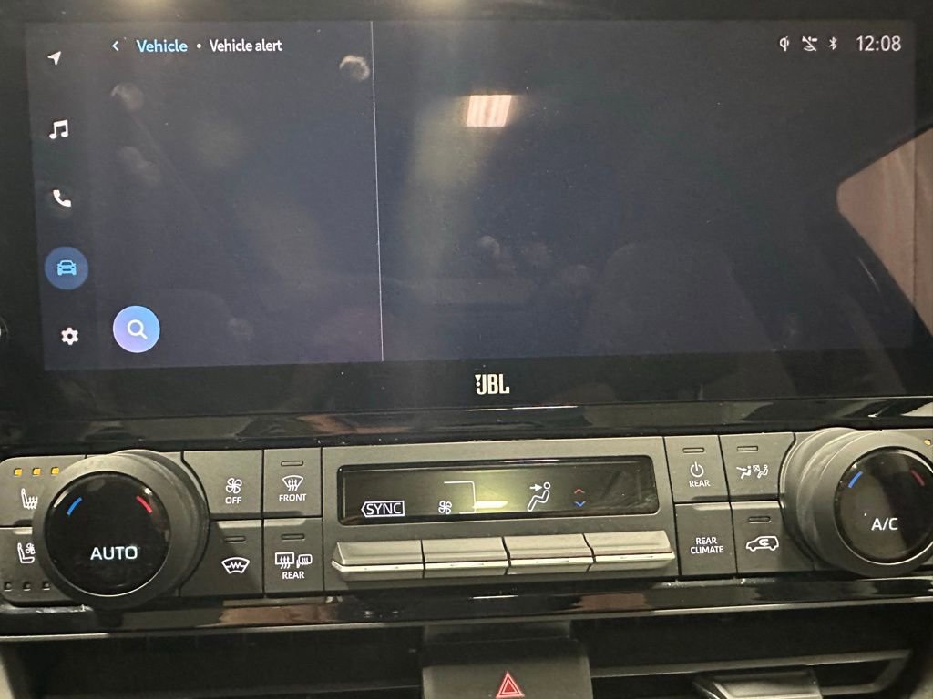 Used 2025 Toyota Grand Highlander AWD image 35