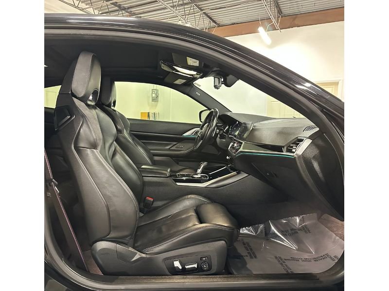 Used 2022 BMW M4 Competition w/ Executive Package RWD image 22