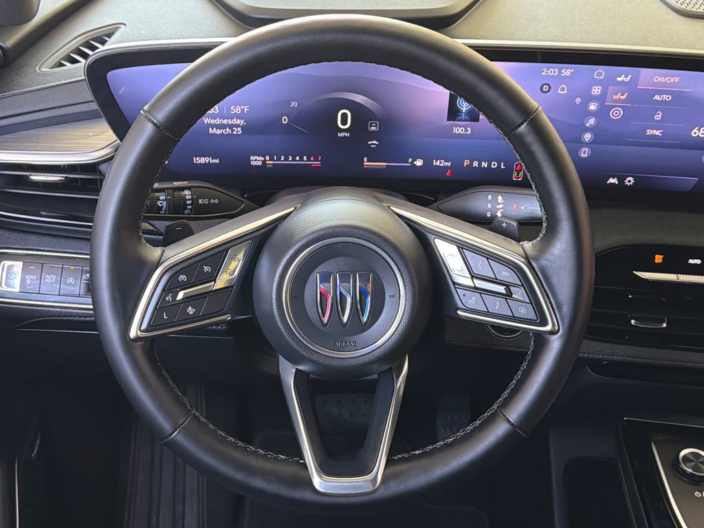 Used 2025 Buick Enclave Preferred image 4
