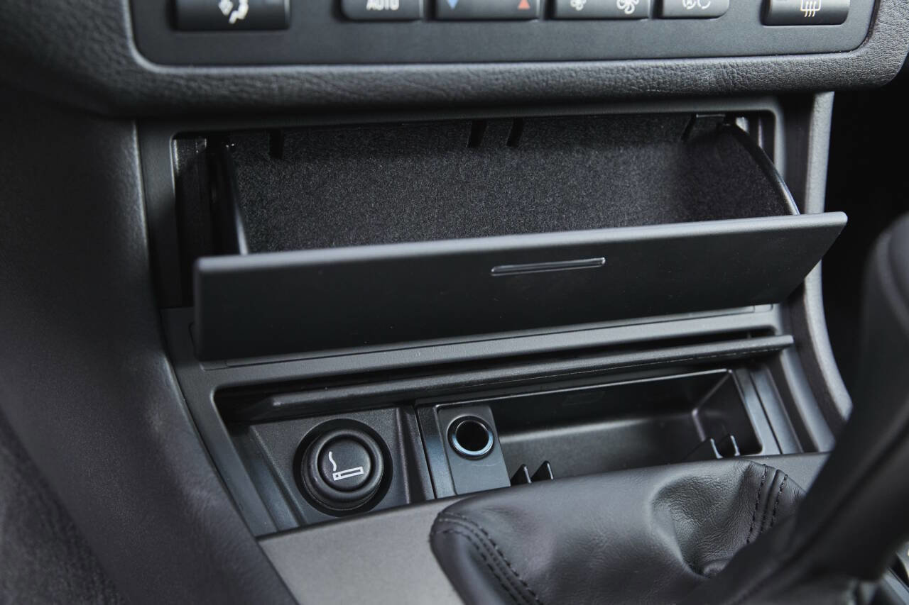 Used 2002 BMW M3 Coupe image 43