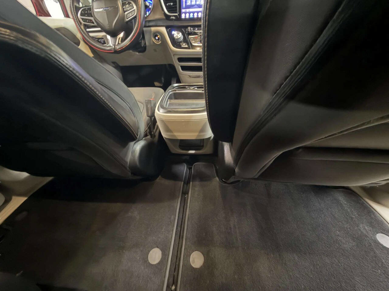 Used 2019 Chrysler Pacifica Touring Plus FWD image 23