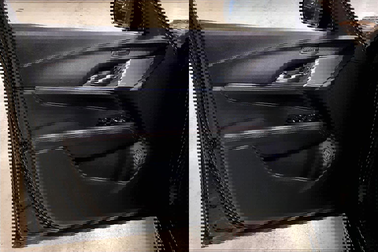 Used 2023 Cadillac CT4 V w/ Technology Package image 20