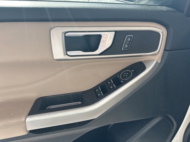 Certified 2023 Ford Explorer XLT w/ Equipment Group 202A image 14