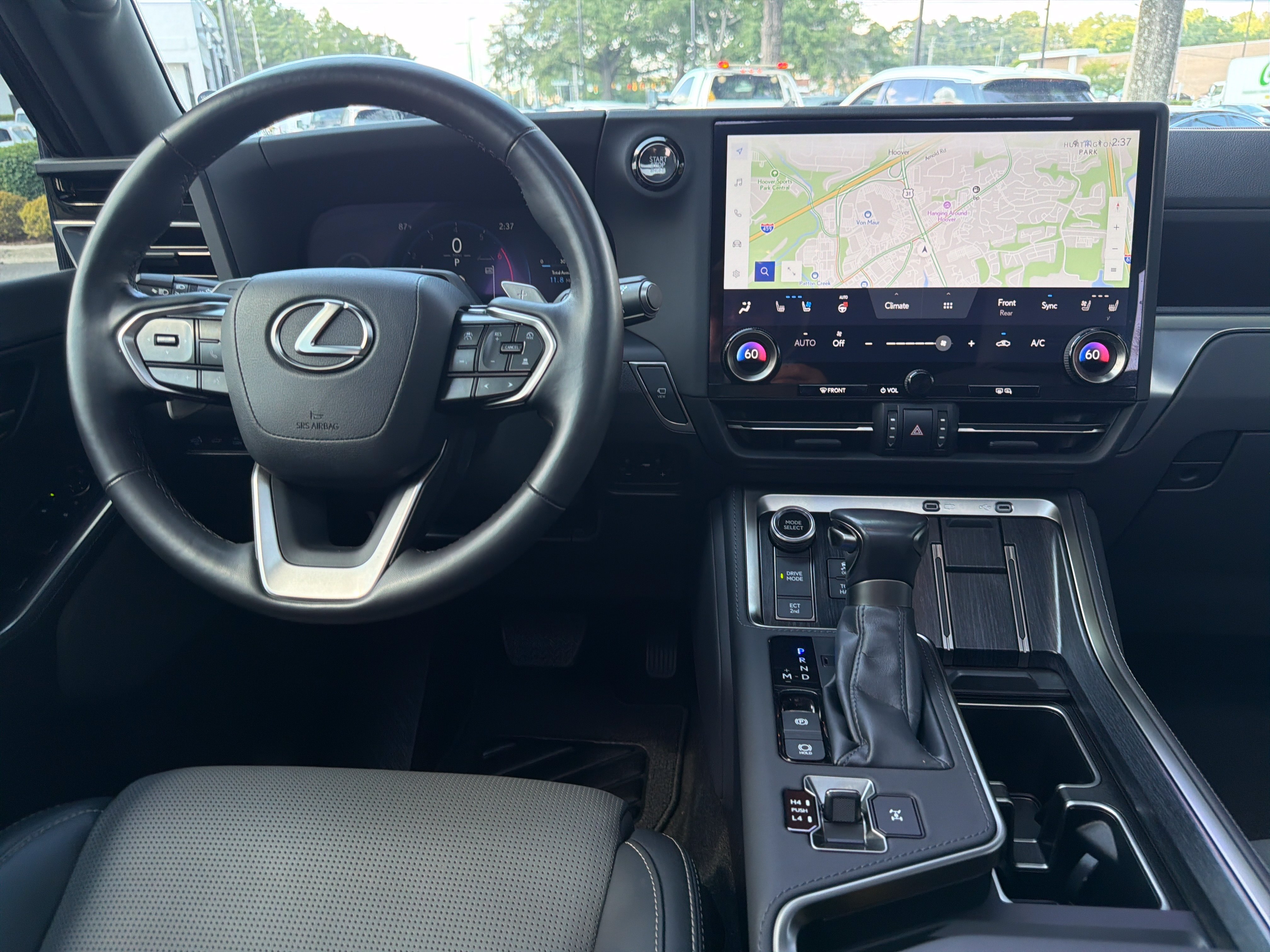 Used 2024 Lexus GX 550 w/ Accessory Package (31) AWD/4WD image 20