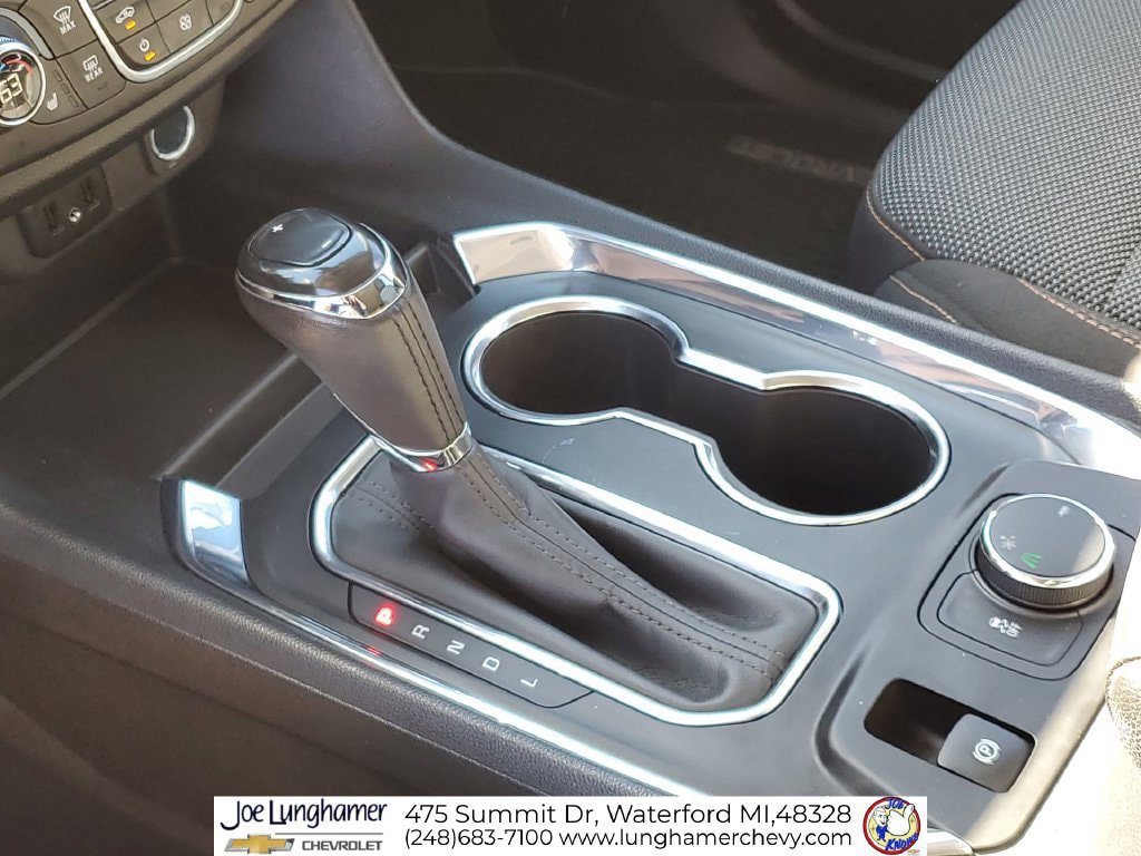 Certified 2018 Chevrolet Traverse LT FWD image 17