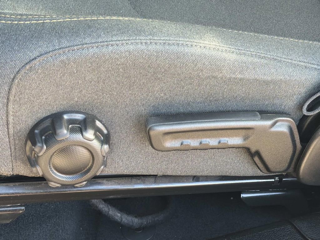 Used 2025 Jeep Wrangler Willys 4xe image 22