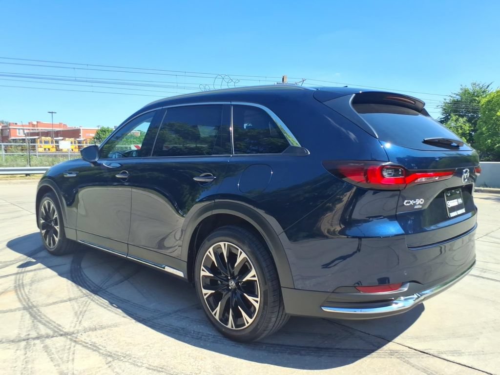 Used 2024 MAZDA CX-90 Plug-In Hybrid w/ Premium Pkg AWD/4WD image 5