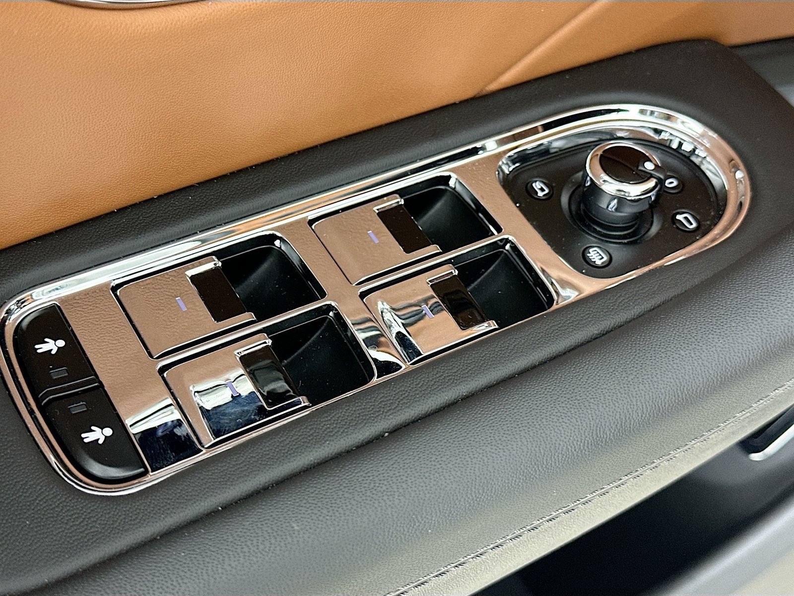 Used 2022 Bentley Flying Spur V8 AWD/4WD image 23