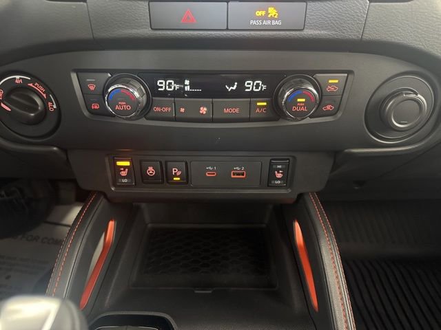 Used 2022 Nissan Frontier PRO-4X image 16