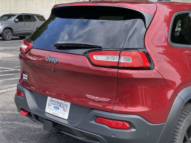 Used 2017 Jeep Cherokee Trailhawk AWD/4WD image 37