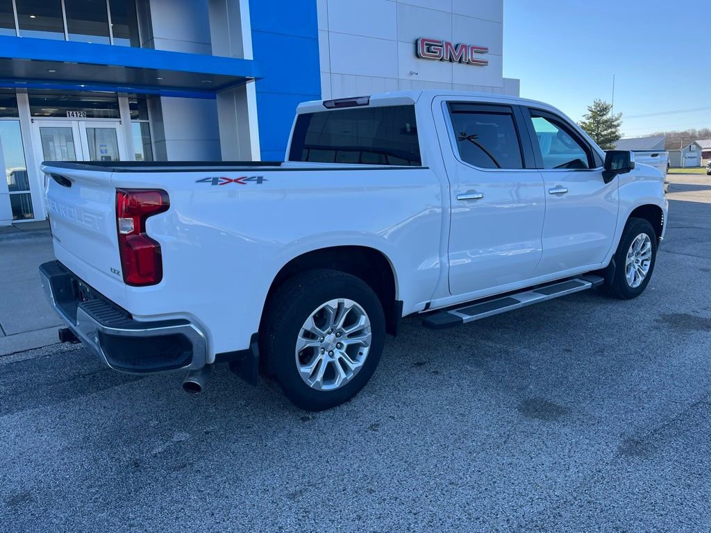 Used 2023 Chevrolet Silverado 1500 LTZ AWD/4WD image 3