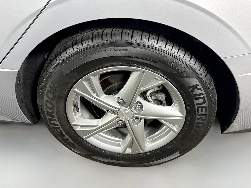 Certified 2023 Hyundai Sonata SE FWD image 33