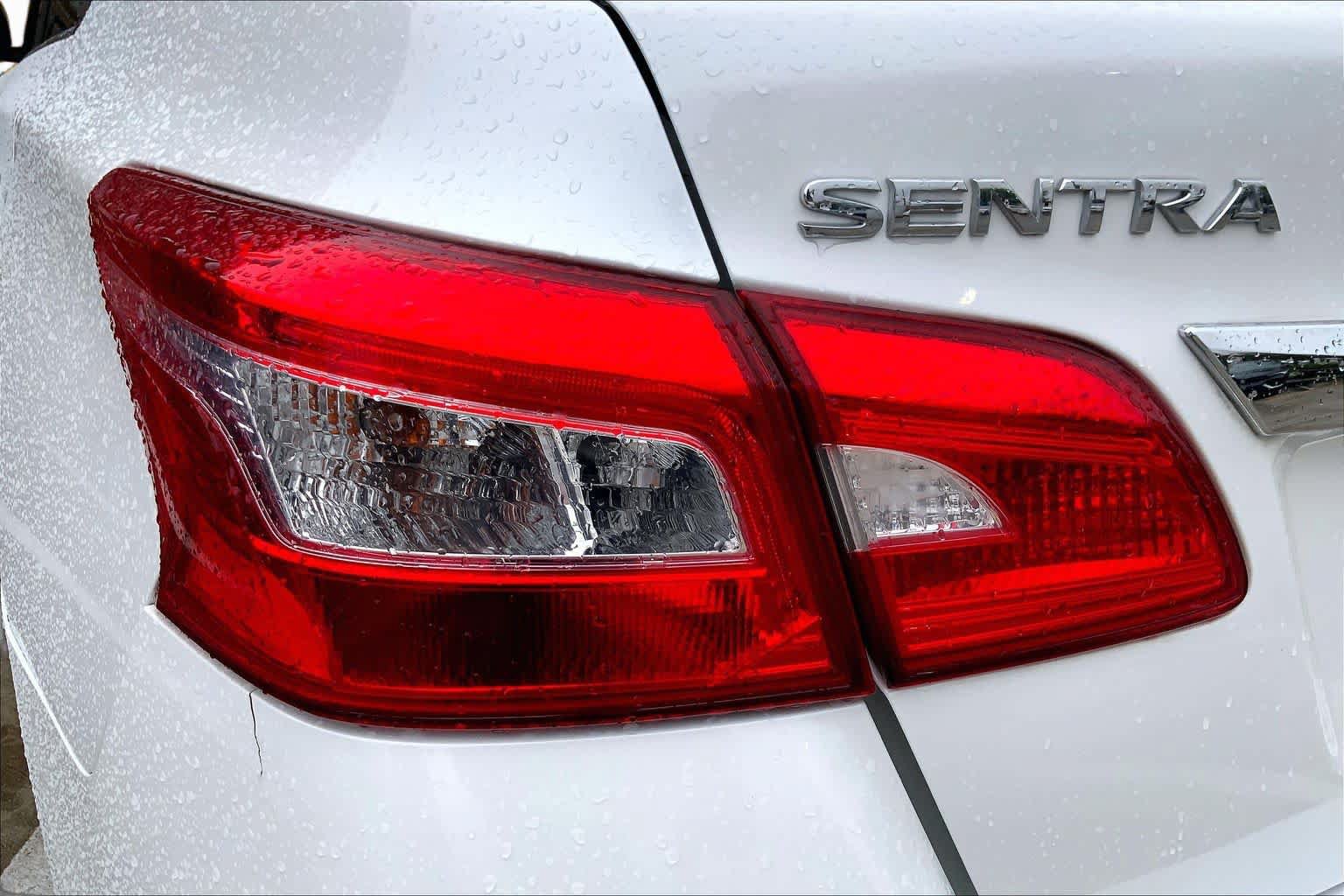 Used 2018 Nissan Sentra SV FWD image 26