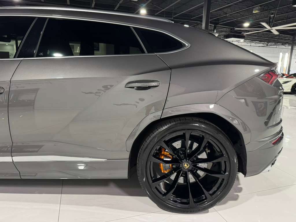 Used 2021 Lamborghini Urus image 50