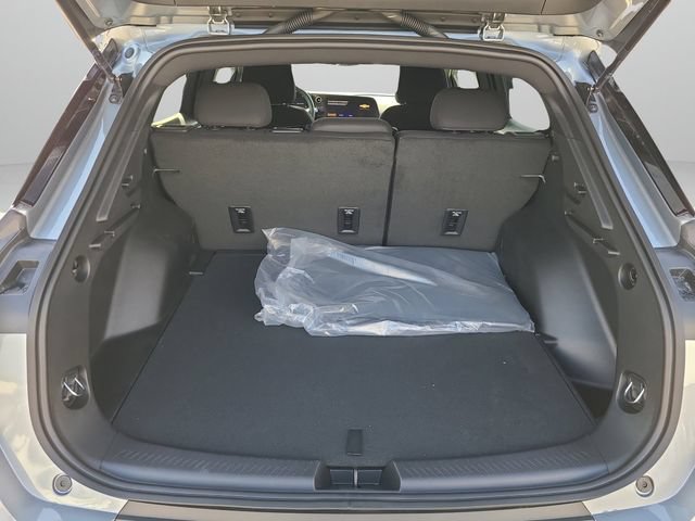 New 2026 Chevrolet Equinox EV LT w/ LPO, Blackout Package FWD image 11