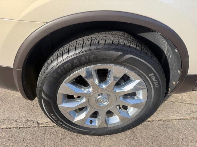 Used 2011 Buick Enclave CXL w/ Trailering Provision Package image 3