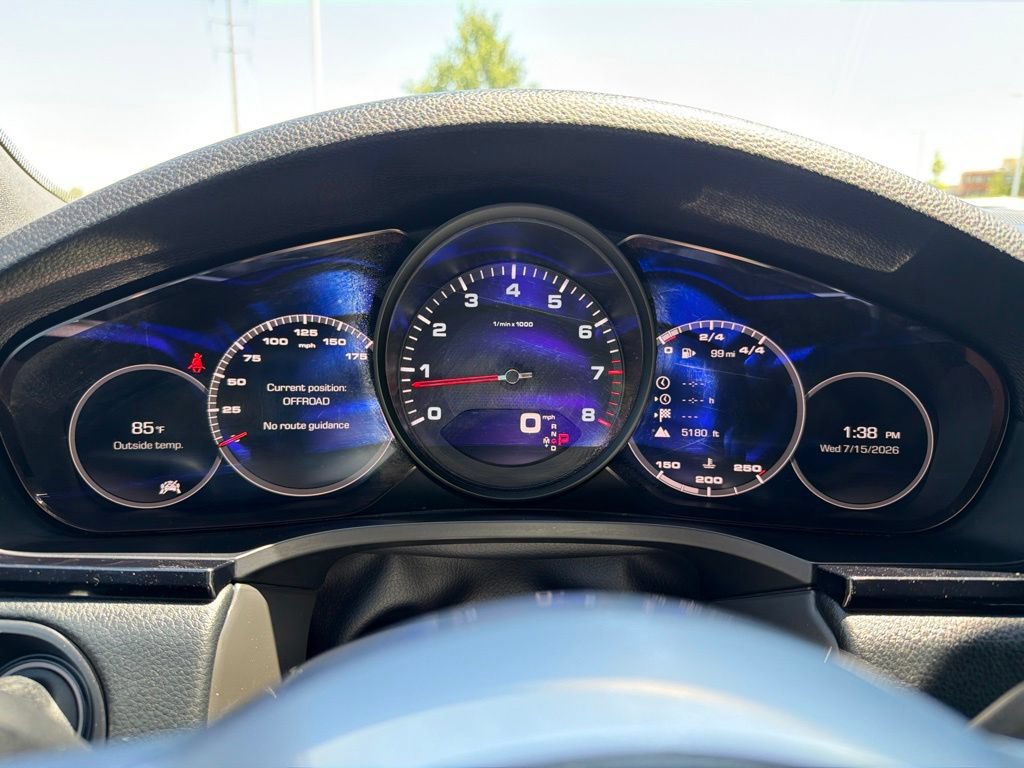 Used 2020 Porsche Cayenne AWD/4WD image 28
