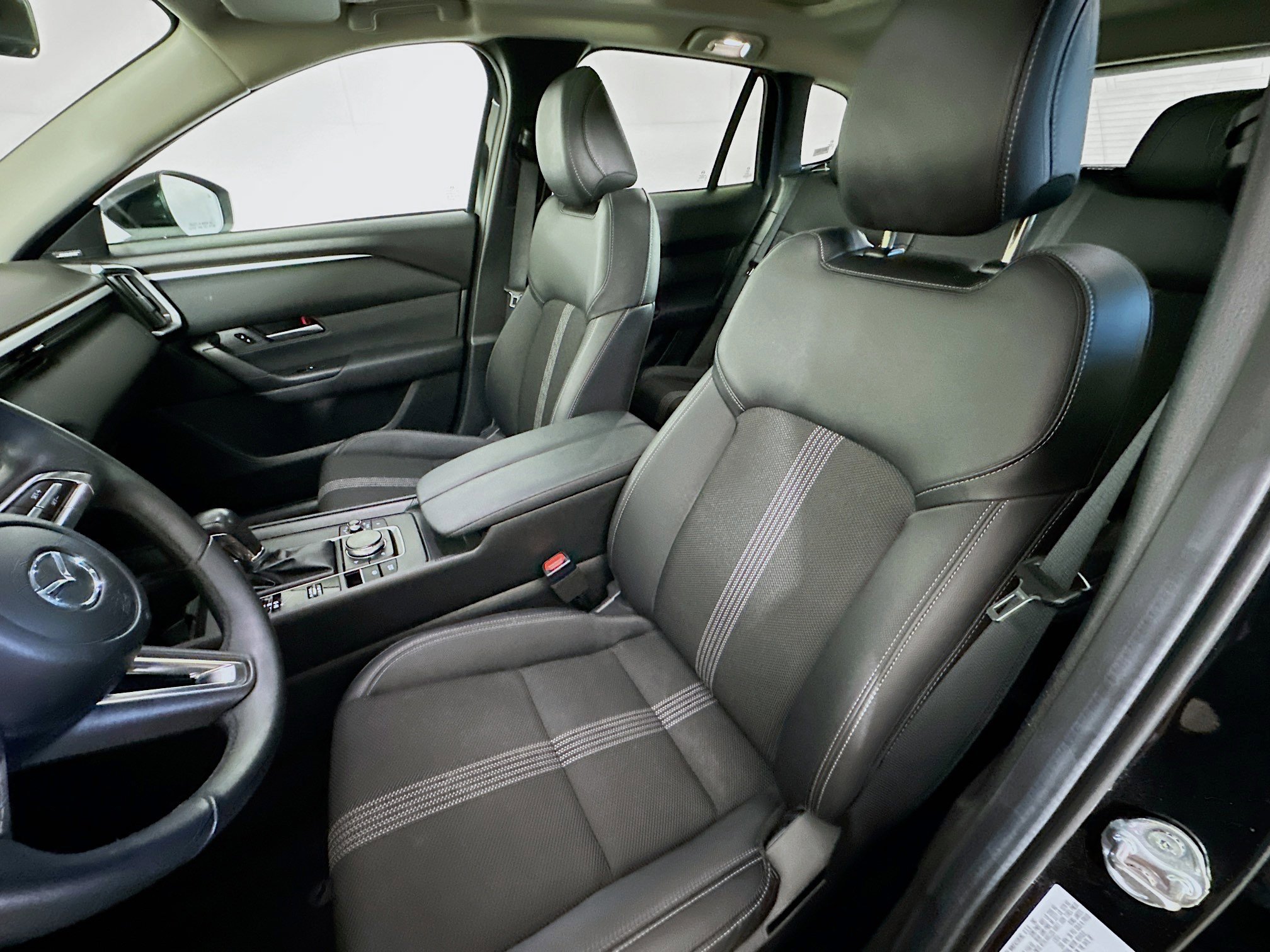 Used 2025 MAZDA CX-50 AWD 2.5 S w/ Premium Package image 13