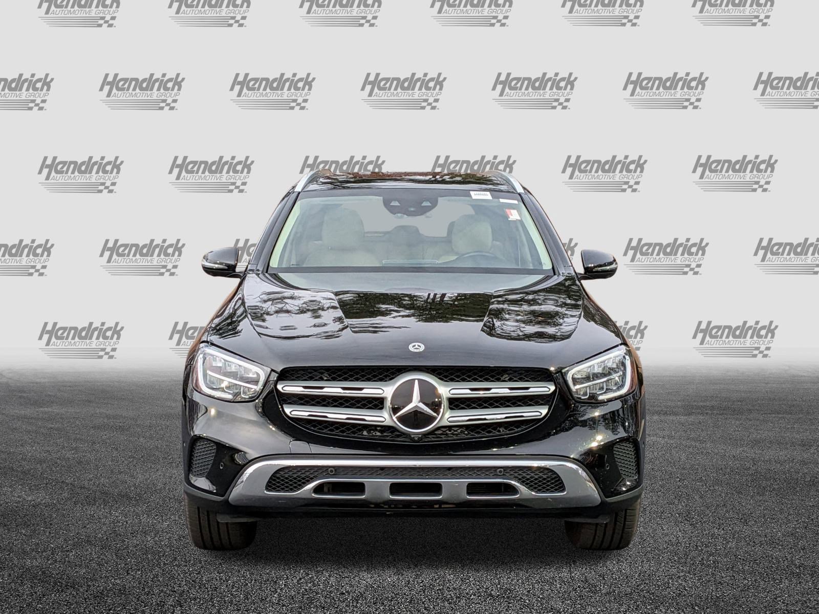 Used 2022 Mercedes-Benz GLC 300 4MATIC image 3