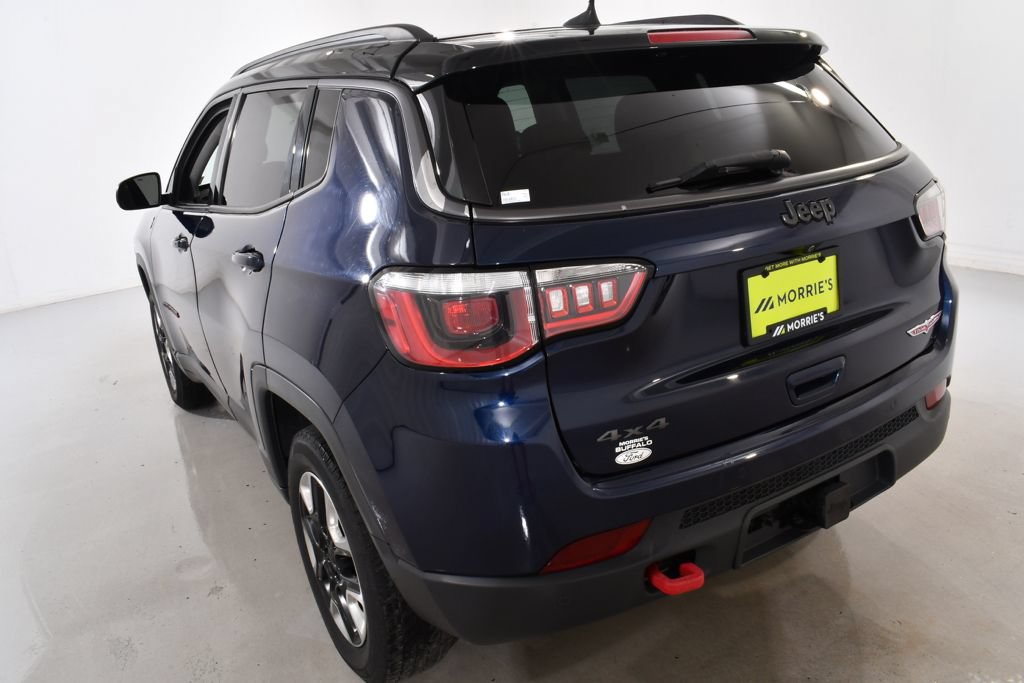 Used 2017 Jeep Compass Trailhawk w/ Leather Interior Group AWD/4WD image 14