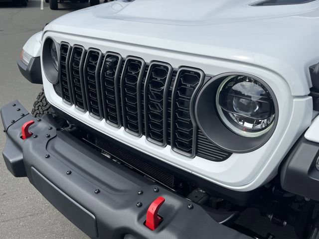 New 2025 Jeep Wrangler Rubicon AWD/4WD image 24