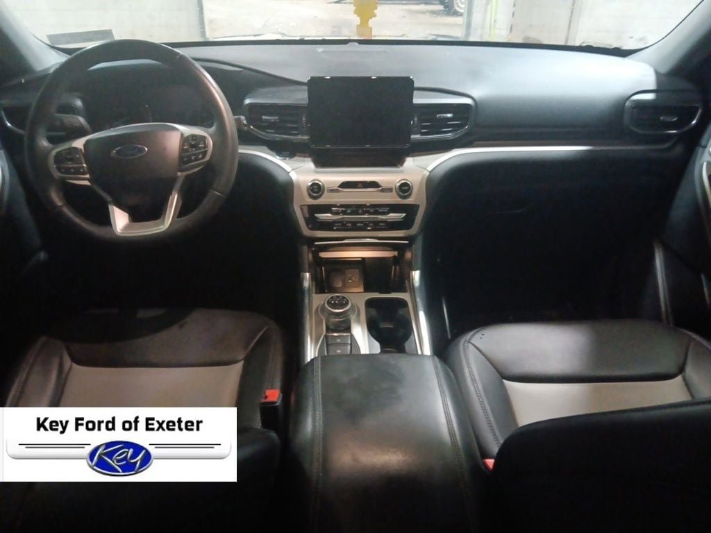 Certified 2023 Ford Explorer XLT w/ Equipment Group 202A image 25