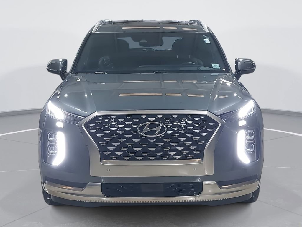 Used 2022 Hyundai Palisade Calligraphy image 2