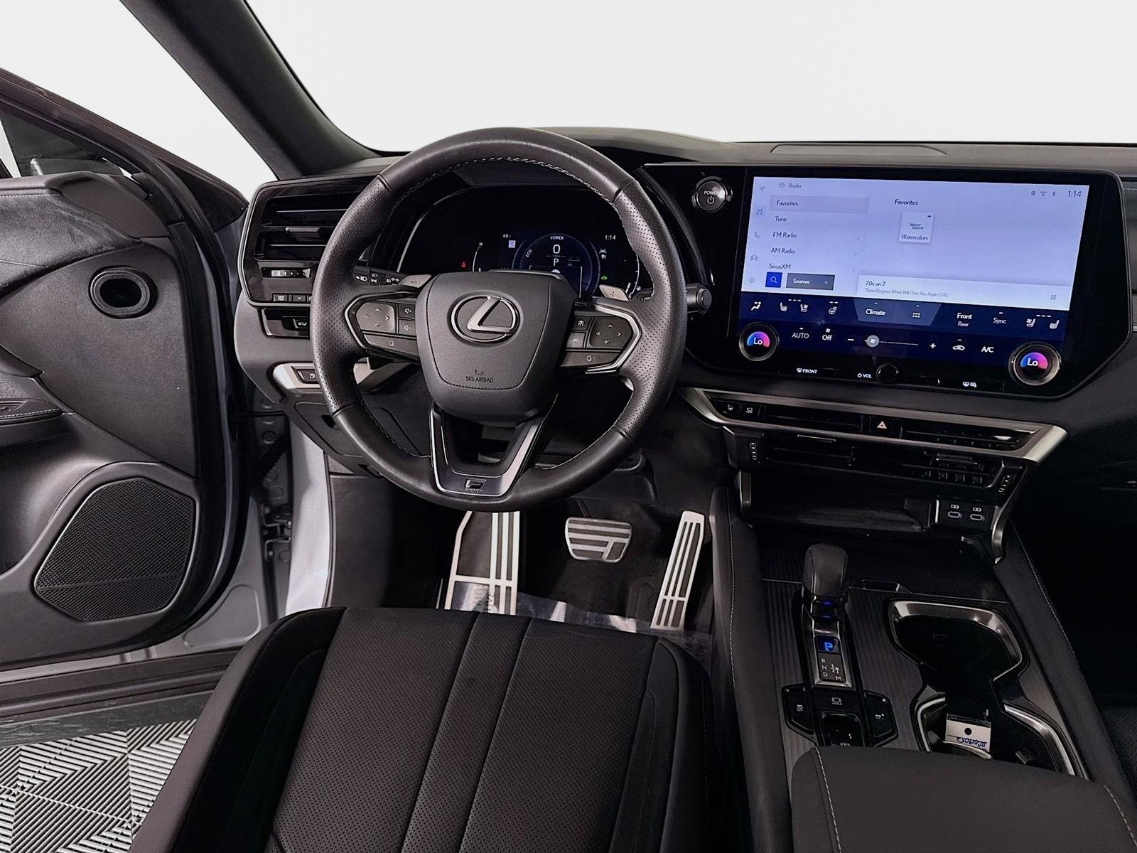 Used 2024 Lexus RX 500h F Sport w/ Convenience Package image 25