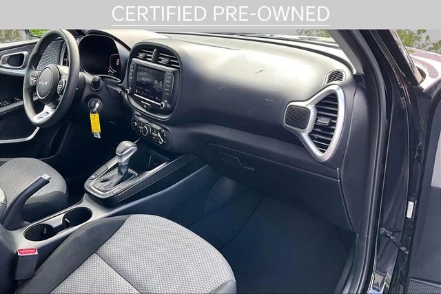 Certified 2023 Kia Soul LX w/ LX Technology Package FWD image 15