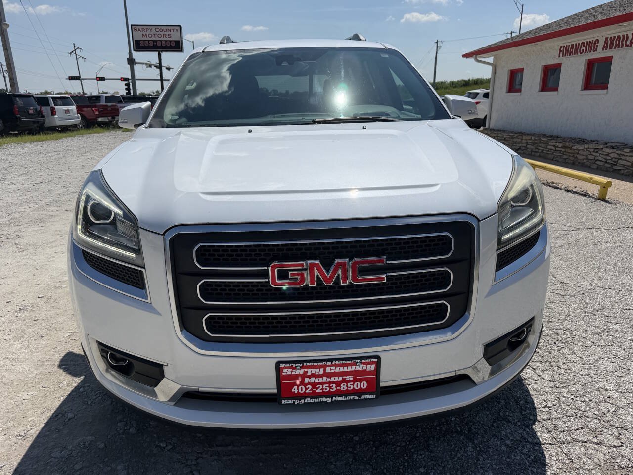 Used 2017 GMC Acadia Limited SLT AWD/4WD image 8