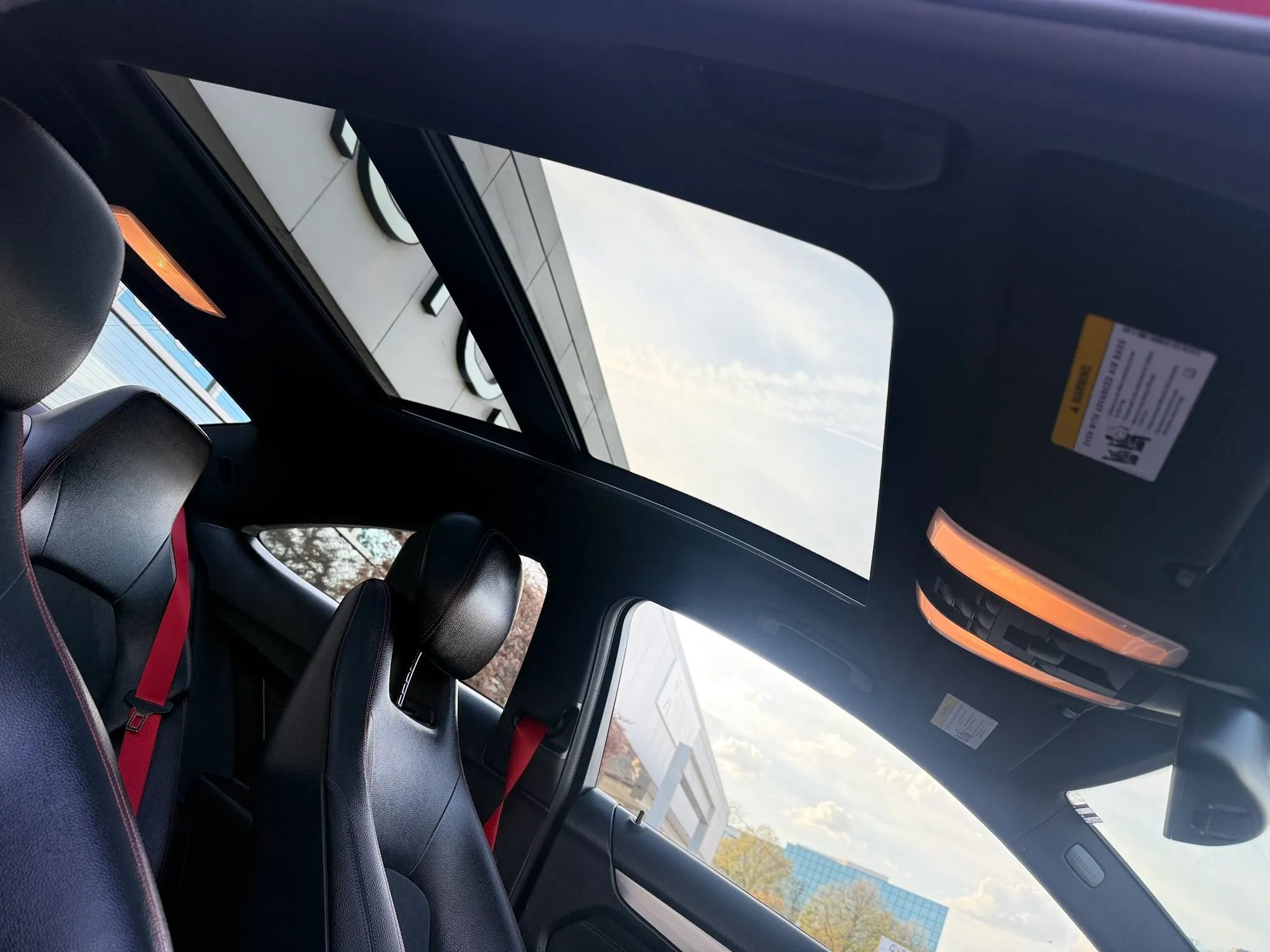 Used 2014 Mercedes-Benz C 250 Coupe image 32